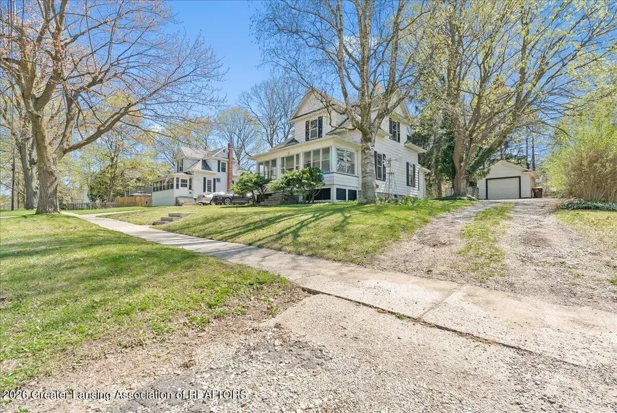 607 W Mcconnell Street, Saint Johns, MI 48879 - #3