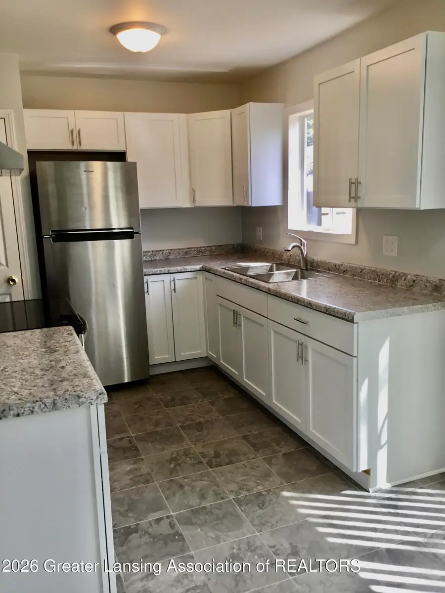 3811 Tennyson Lane, Lansing, MI 48911 - #2