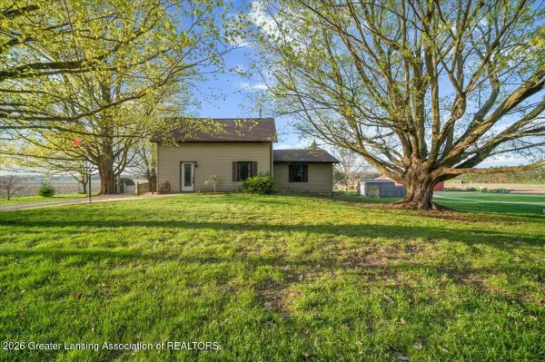 5120 W Humphrey Road, Ithaca, MI 48847