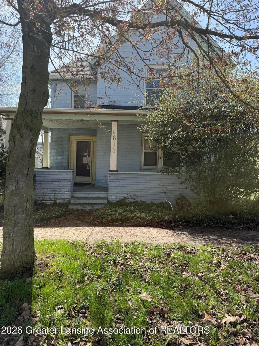 613 W Shiawassee Street, Lansing, MI 48933 - #2