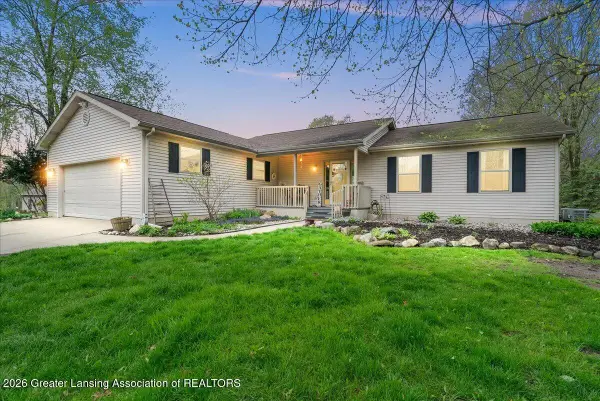 1173 Russell Lea Drive, Charlotte, MI 48813