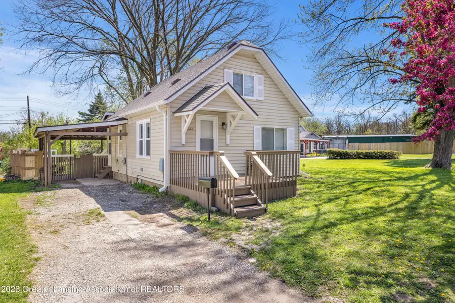 2313 S Rundle Avenue, Lansing, MI 48910 - #2