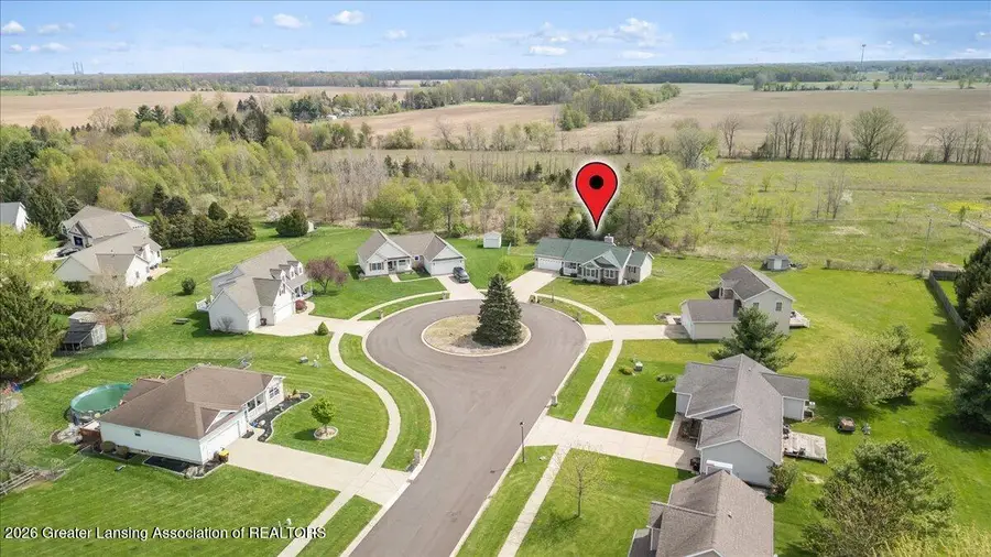 10114 Roblyn Circle, Dimondale, MI 48821 - #2