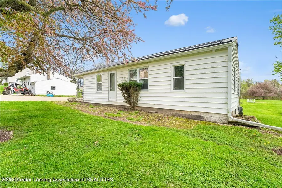 5662 E Clark Road, Bath, MI 48808 - #2