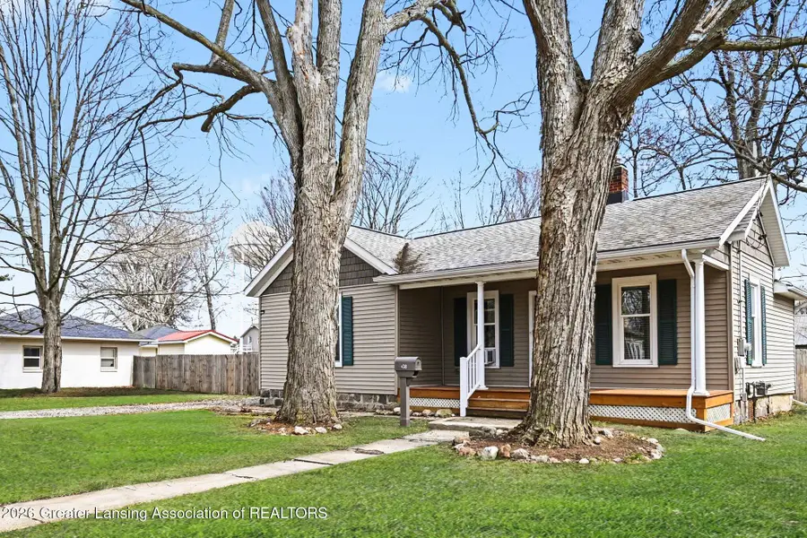 438 N Clinton Street, Charlotte, MI 48813 - #3