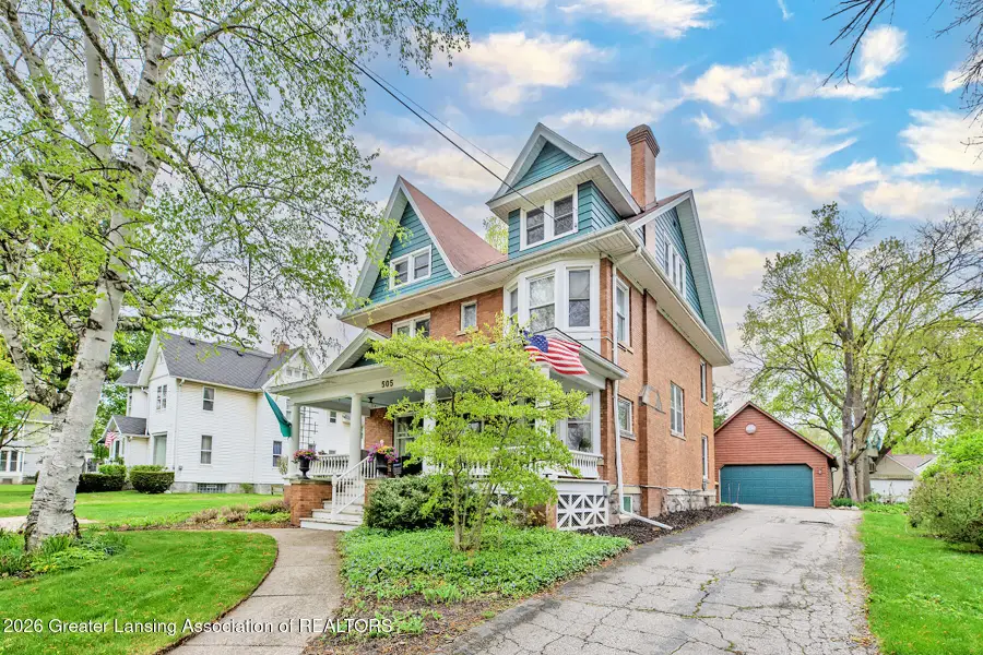 505 E Walker Street, Saint Johns, MI 48879 - #2