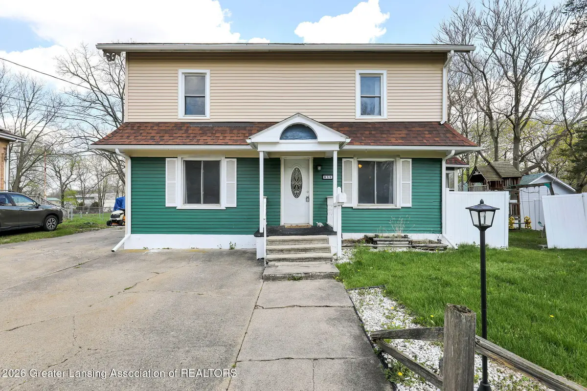 630 N Cochran Avenue, Charlotte, MI 48813 - #1