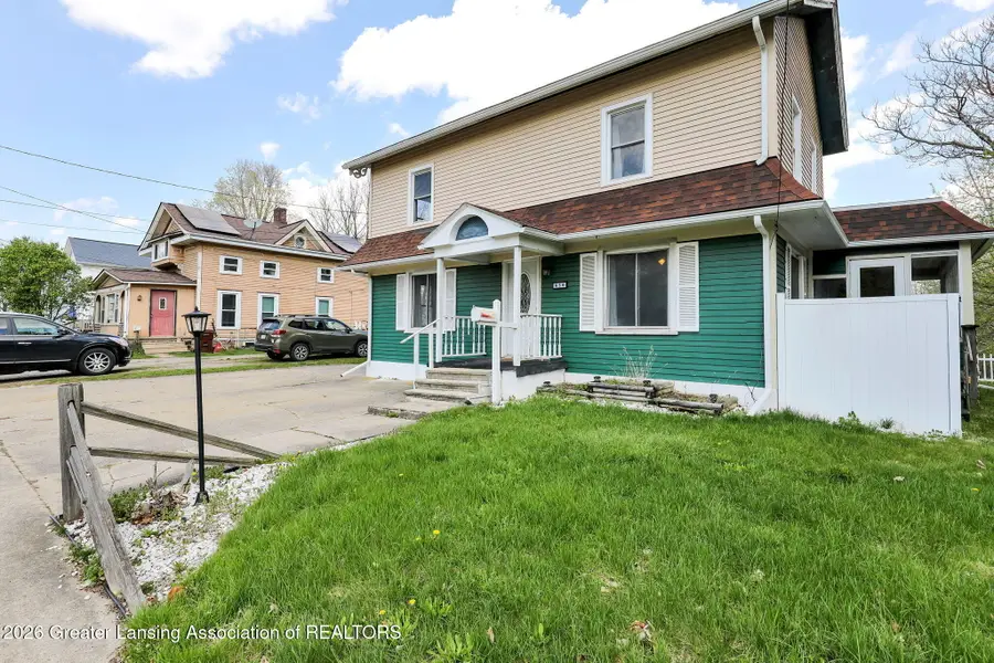 630 N Cochran Avenue, Charlotte, MI 48813 - #3