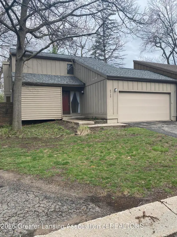 5713 Paige Court, East Lansing, MI 48823
