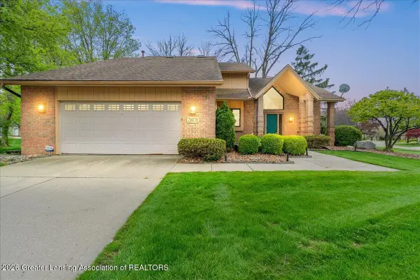 3601 Muirfield Drive, Lansing, MI 48911