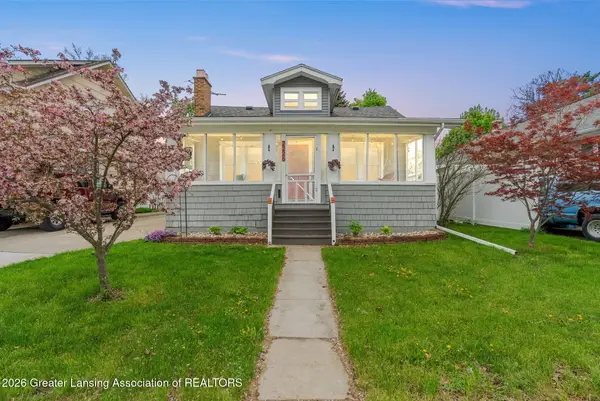 2226 Strathmore Road, Lansing, MI 48910