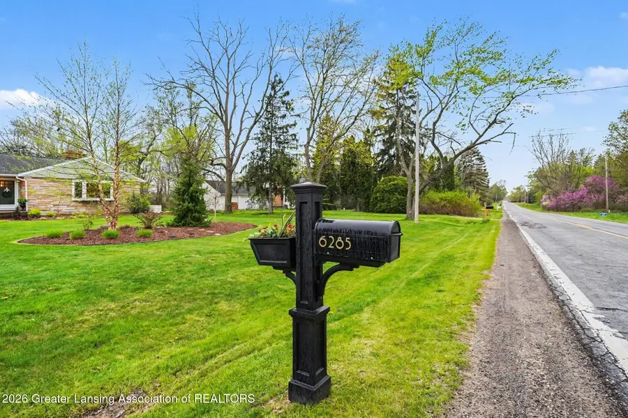 6285 Bishop Road, Lansing, MI 48911 - #2
