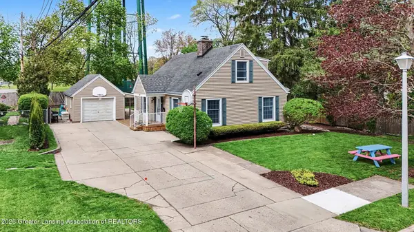 839 King Court, East Lansing, MI 48823