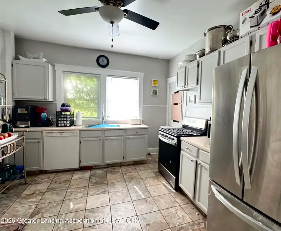1601 W Malcolm X Street, Lansing, MI 48915 - #2