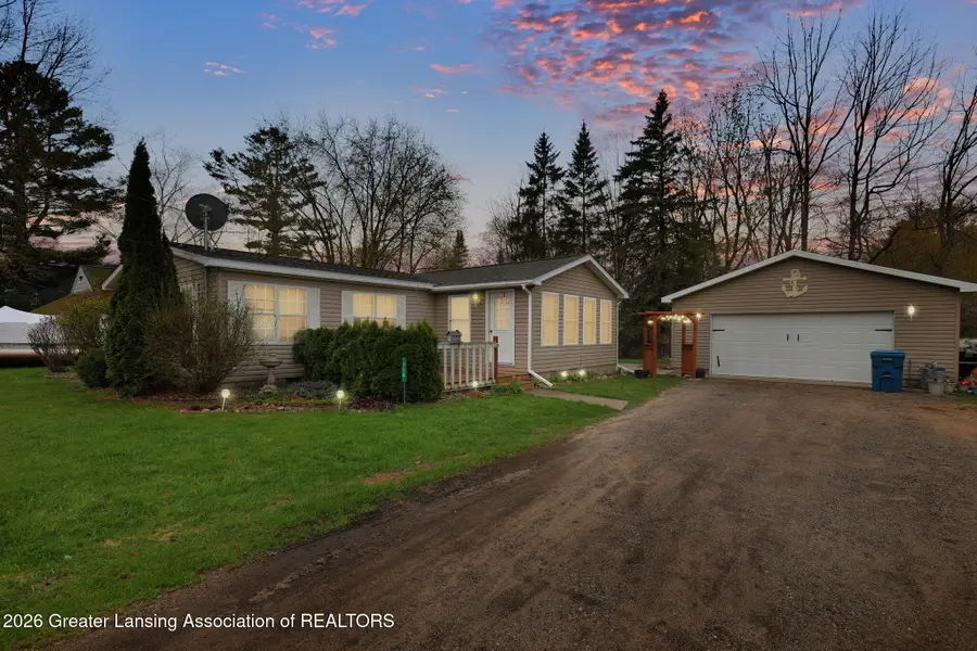 114 Flora Avenue, Houghton Lake, MI 48629 - #3