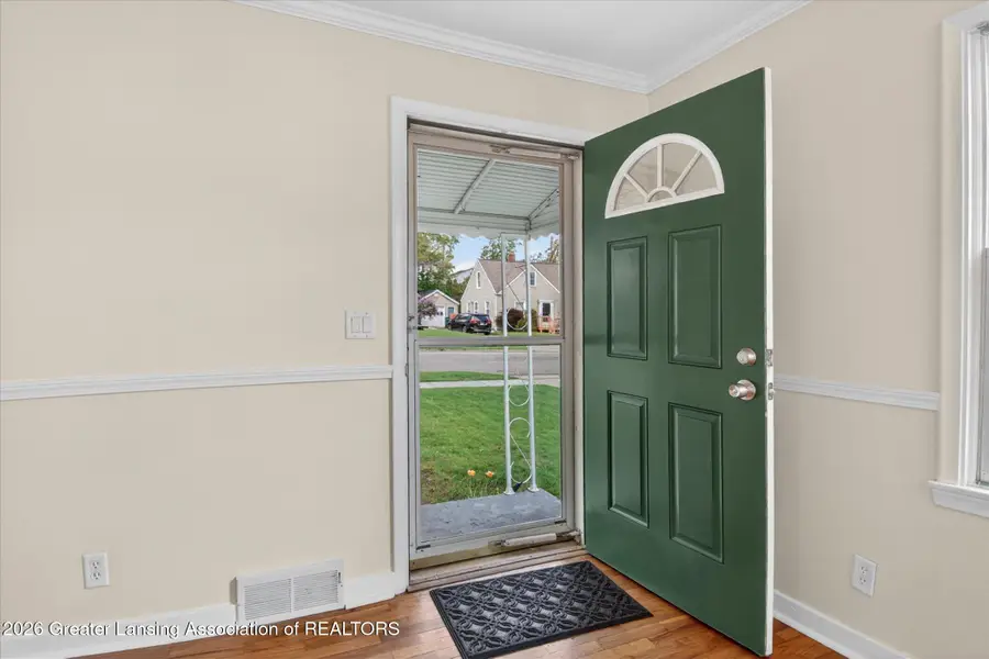 546 Hamilton Avenue, Lansing, MI 48910 - #3