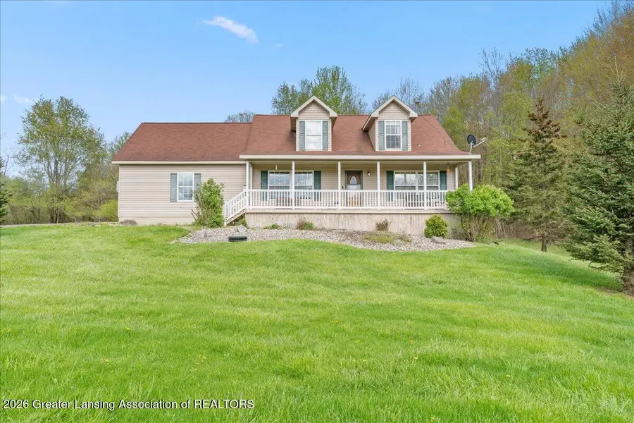 5049 S Saint Clair Road, Saint Johns, MI 48879 - #3