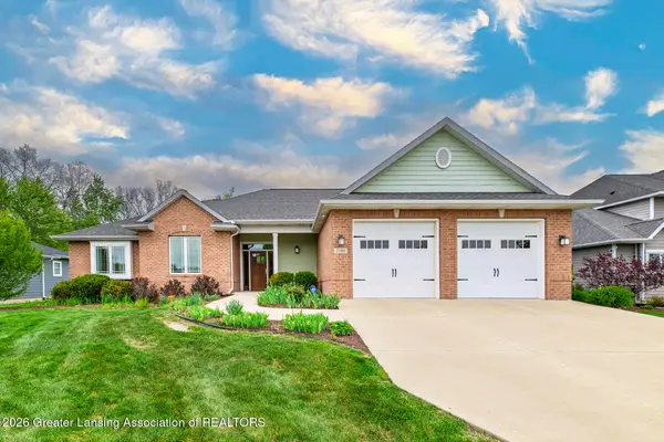 2160 Fresno Lane, East Lansing, MI 48823