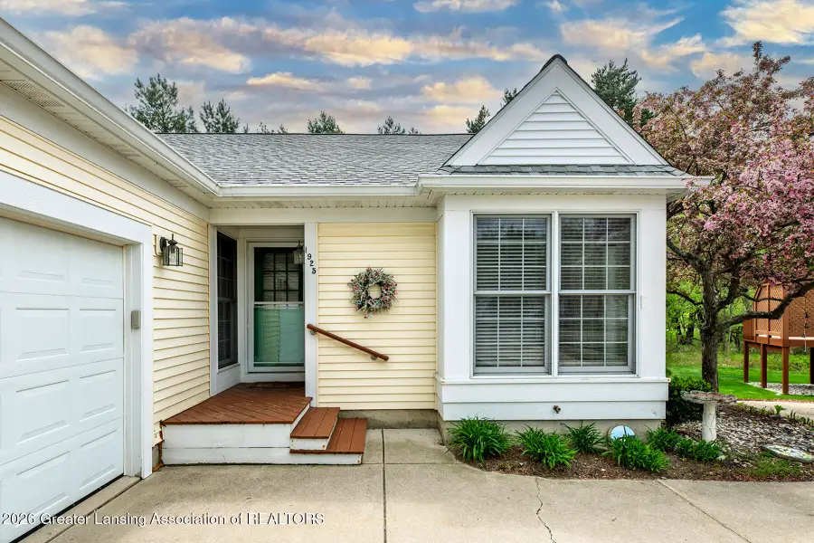 1925 Creek Landing, Haslett, MI 48840 - #2