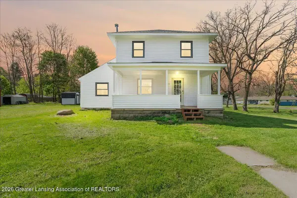208 Dutton Street, Eaton Rapids, MI 48827
