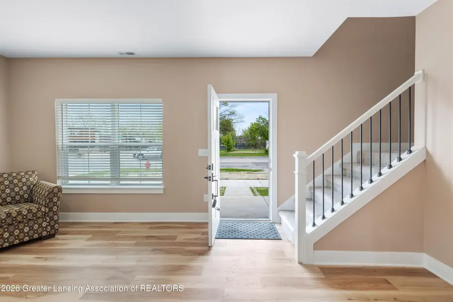 517 S Pennsylvania Avenue, Lansing, MI 48912 - #3