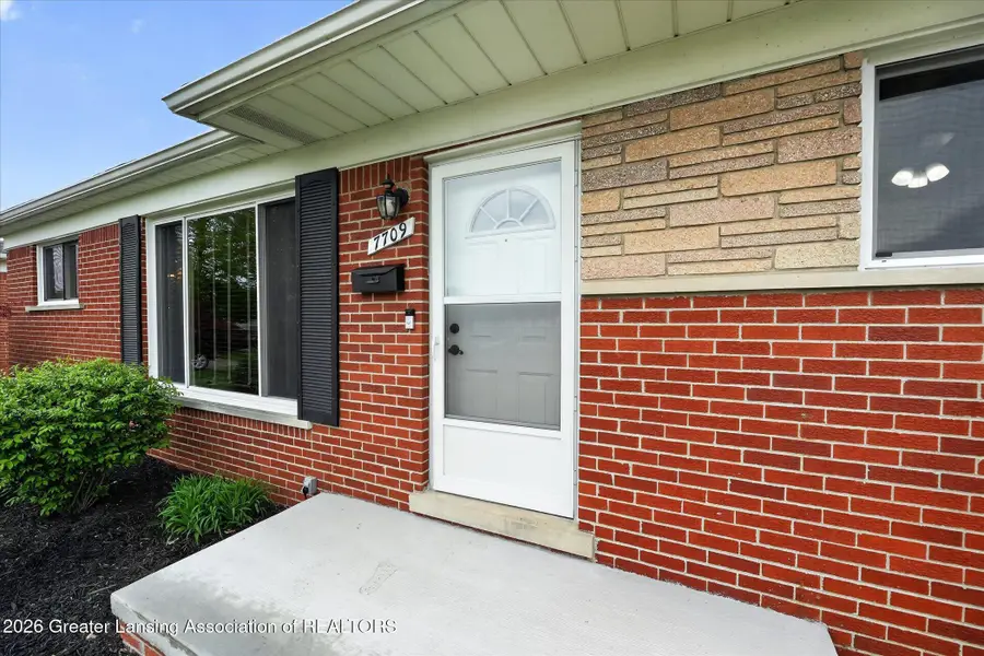 7709 Carrousel Boulevard, Westland, MI 48185 - #3