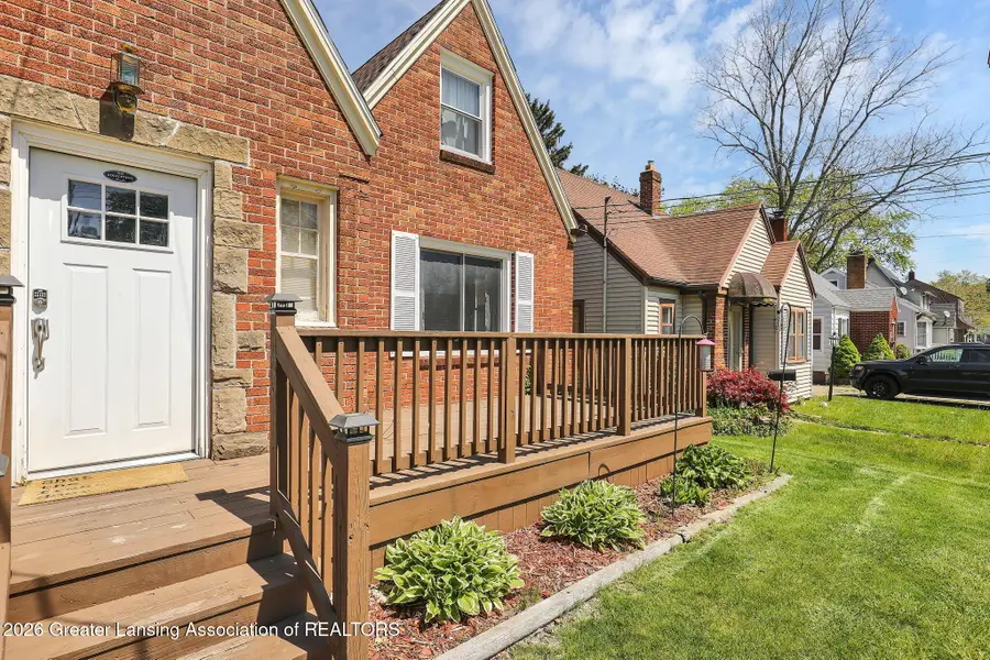 1208 Gordon Avenue, Lansing, MI 48910 - #2