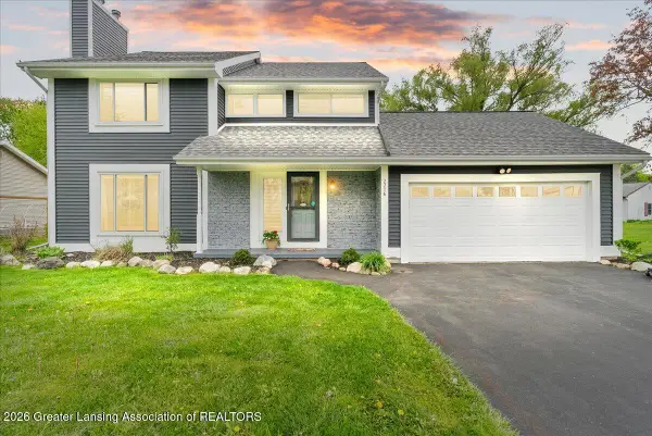 2216 Piney Point Drive, Lansing, MI 48917