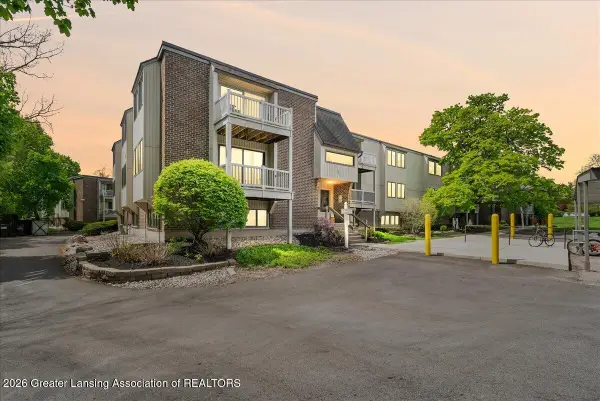 523 Bainbridge Drive #38, East Lansing, MI 48823