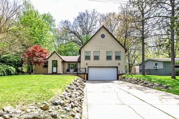 911 Elmwood Street, DeWitt, MI 48820