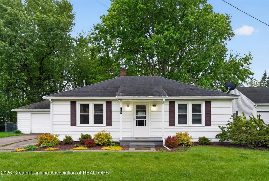 727 Center Street, Mason, MI 48854 - #2