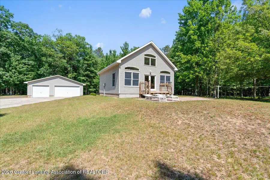 6653 W Jackson Road, Pentwater, MI 49449 - #2