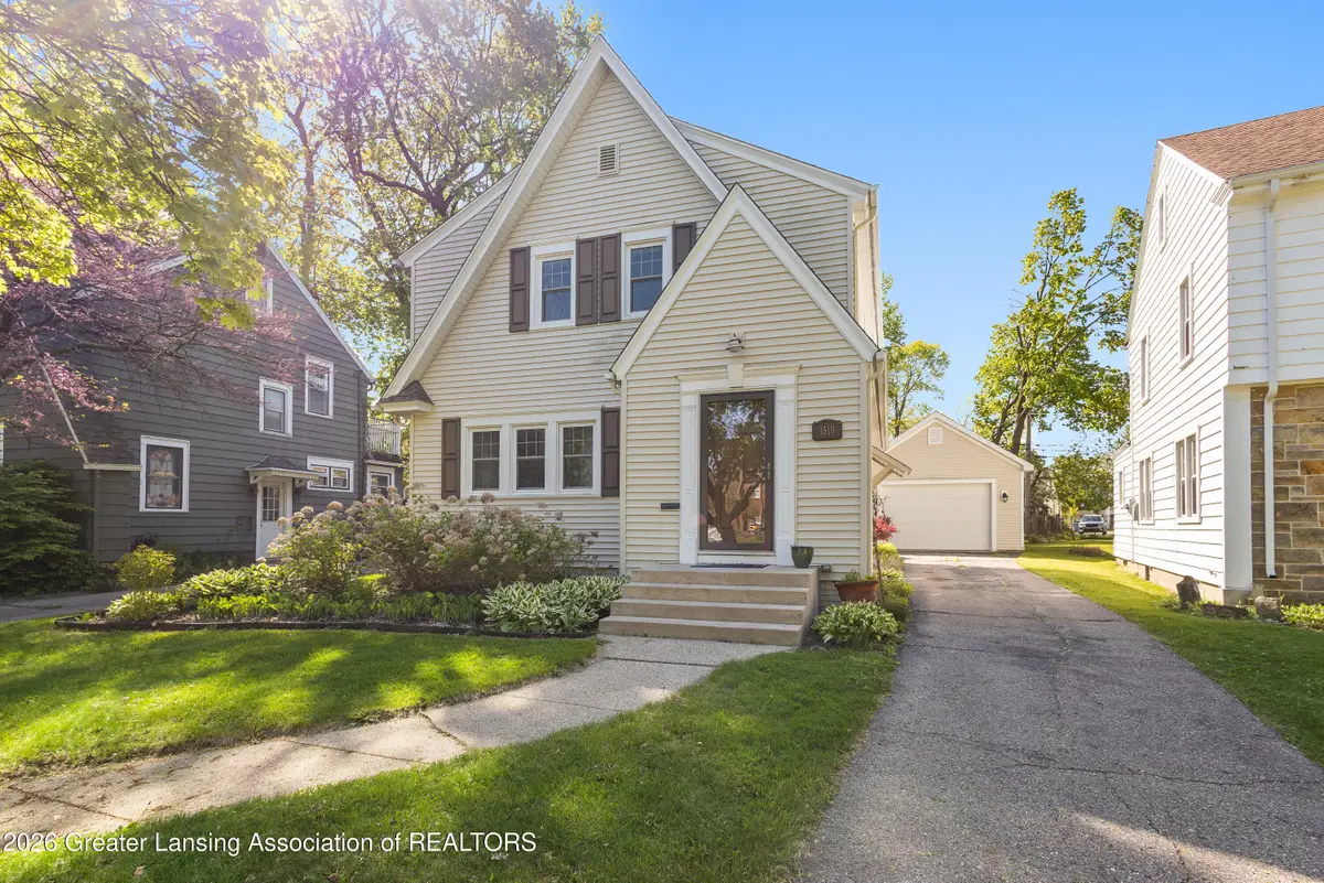 1519 W Lenawee Street, Lansing, MI 48915 - #1