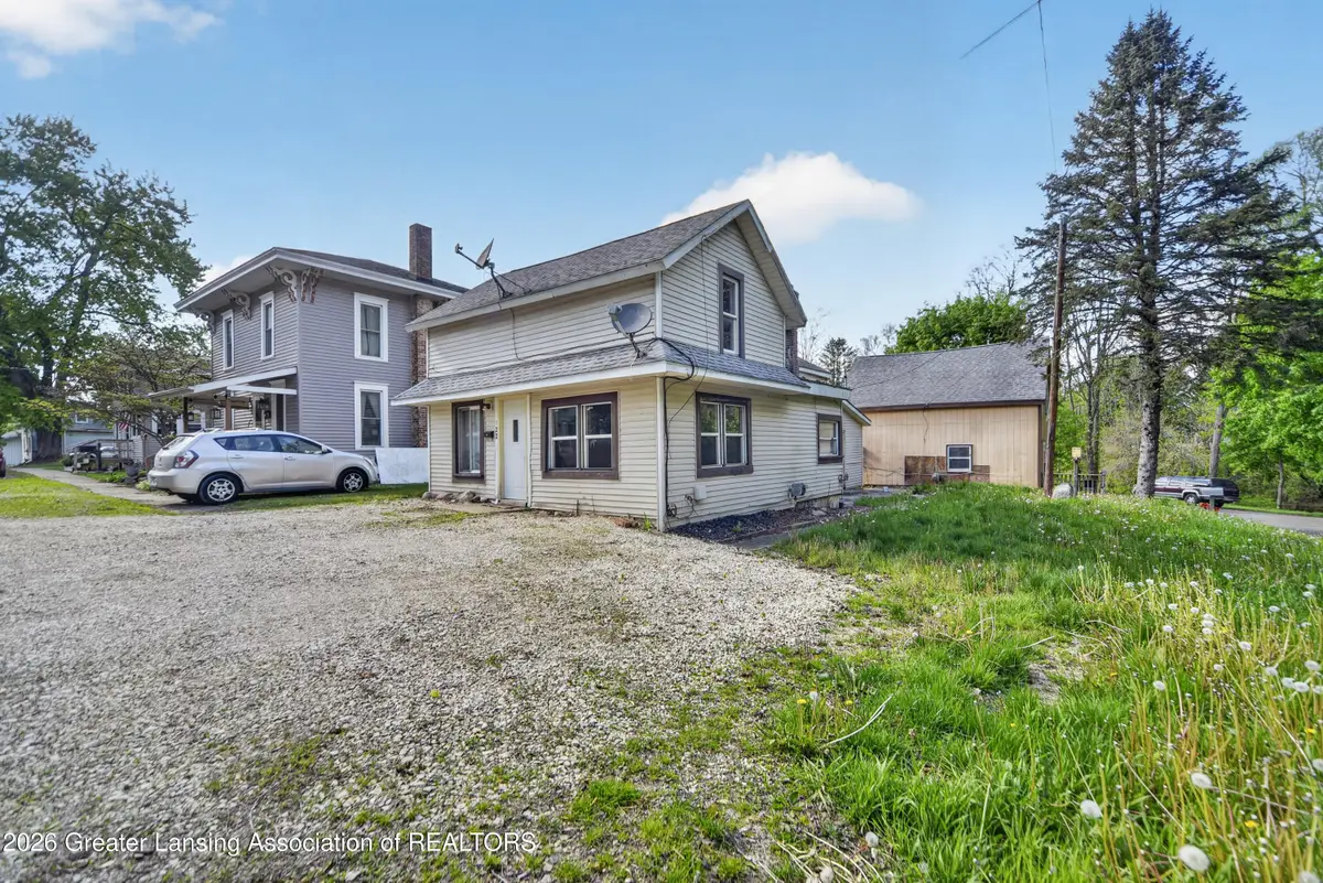 122 & 124 E Mill Street, Bellevue, MI 49021 - #1