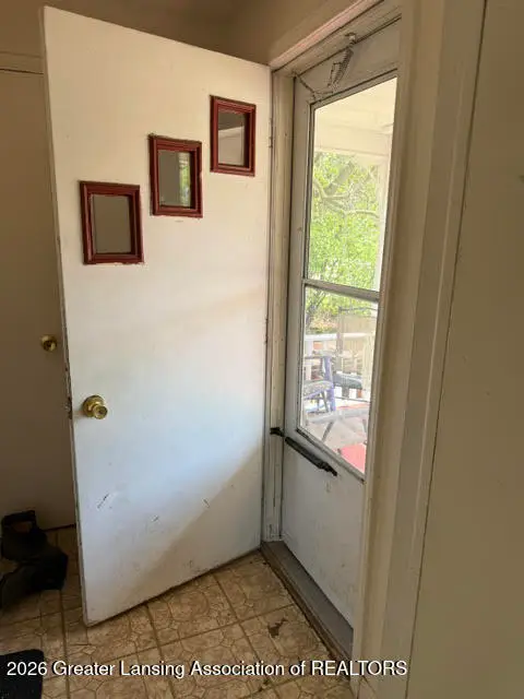 124 School Street, Williamston, MI 48895 - #3