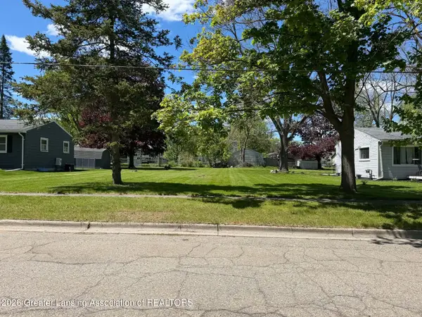 402 Crossman Street, Williamston, MI 48895