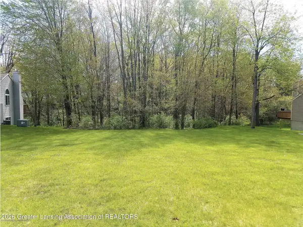 302 Blossom Drive, Portland, MI 48875