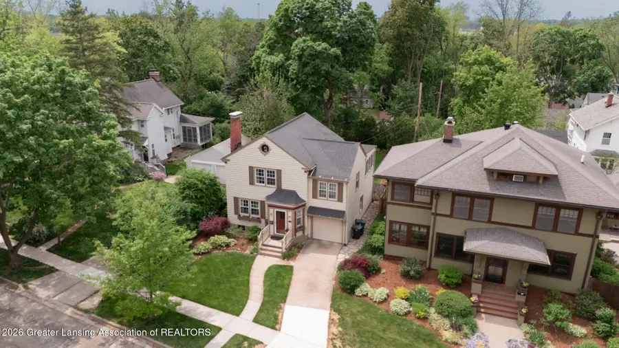 225 Chesterfield Parkway, East Lansing, MI 48823 - #3