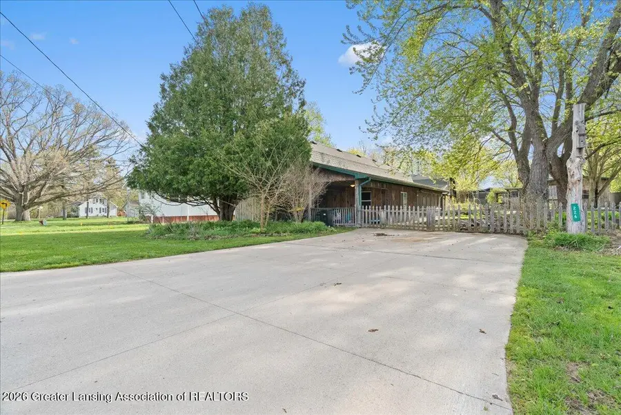 226 N Ewen Street, Maple Rapids, MI 48853 - #3