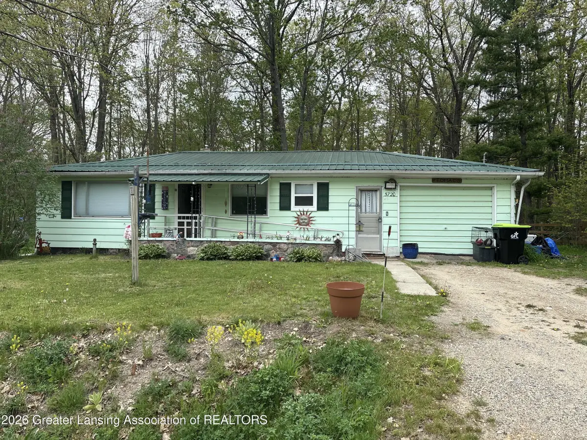 5720 W Sargent Road, Gladwin, MI 48624 - #1