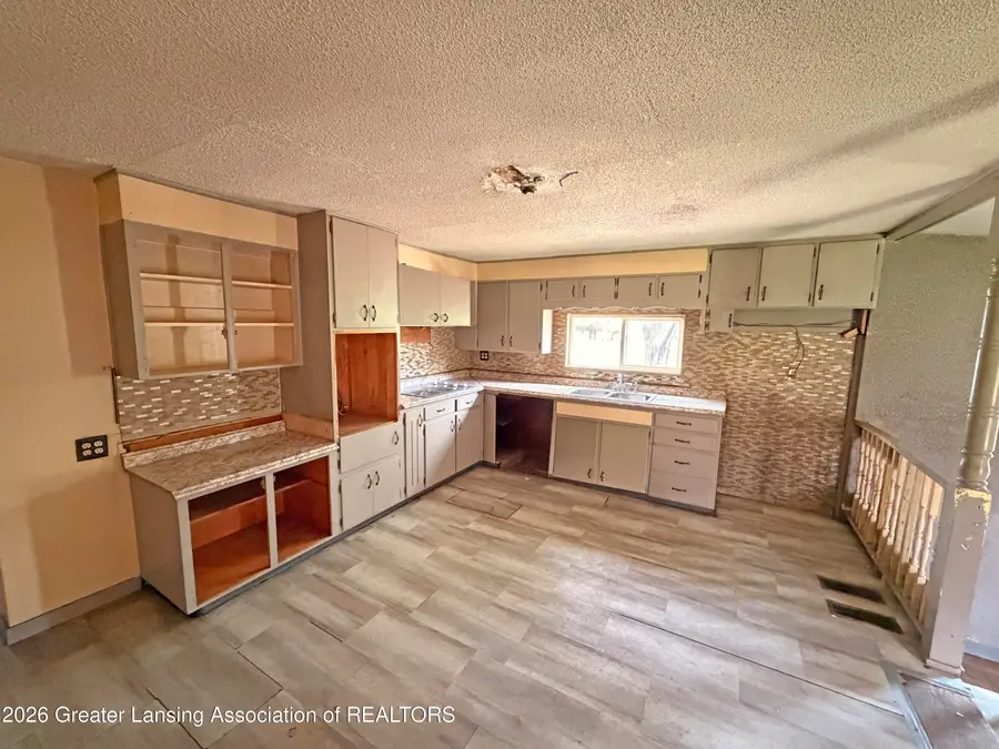 23950 15 Mile Road, Bellevue, MI 49021 - #3