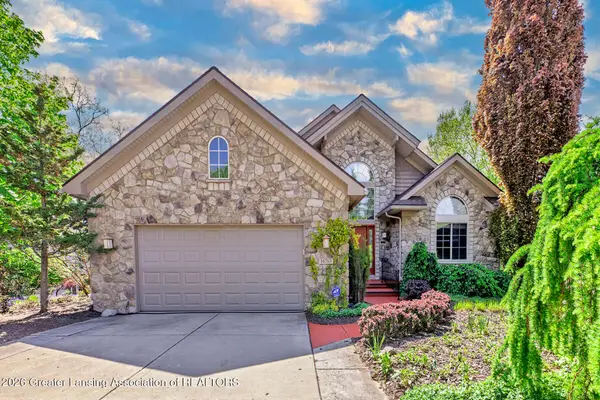 16763 Meadowbrook Drive, Haslett, MI 48840