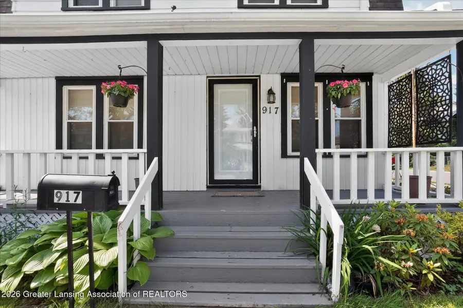917 W Barnes Avenue, Lansing, MI 48910 - #3