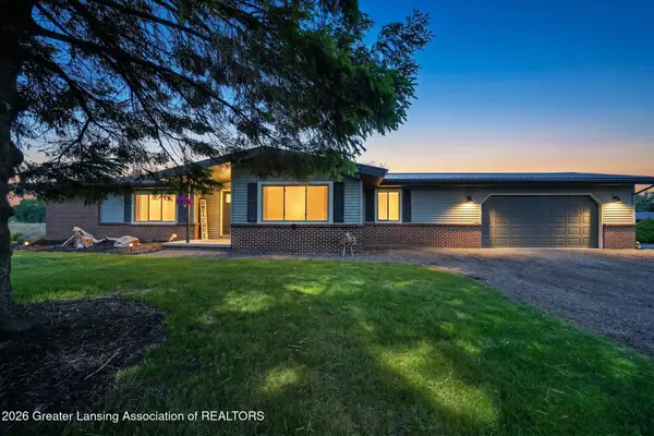 6275 S Morrice Road, Perry, MI 48872