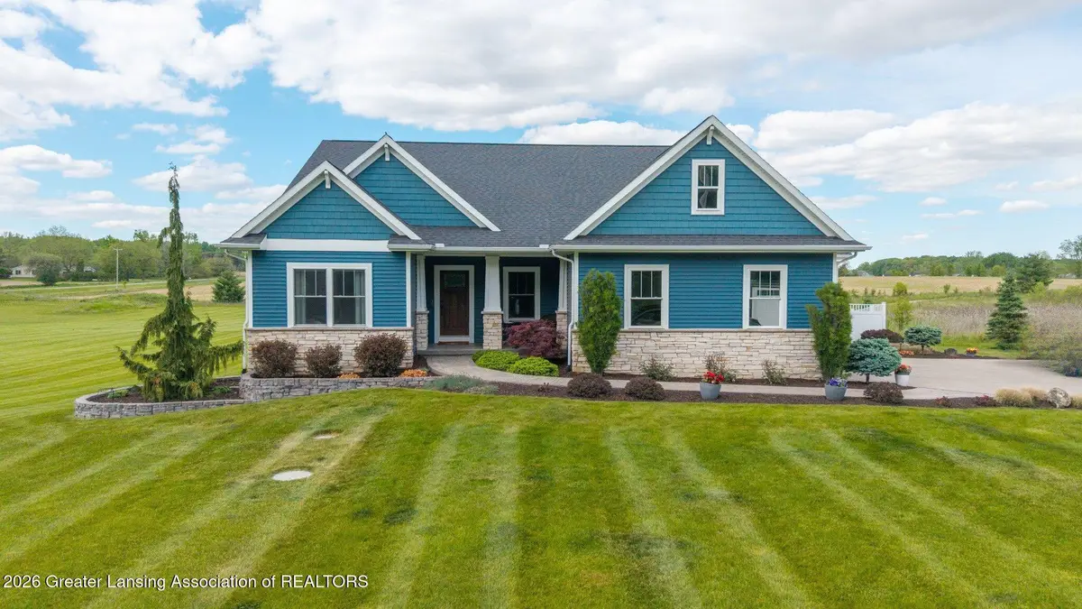 3950 W Howe Road, Dewitt, MI 48820 - #1