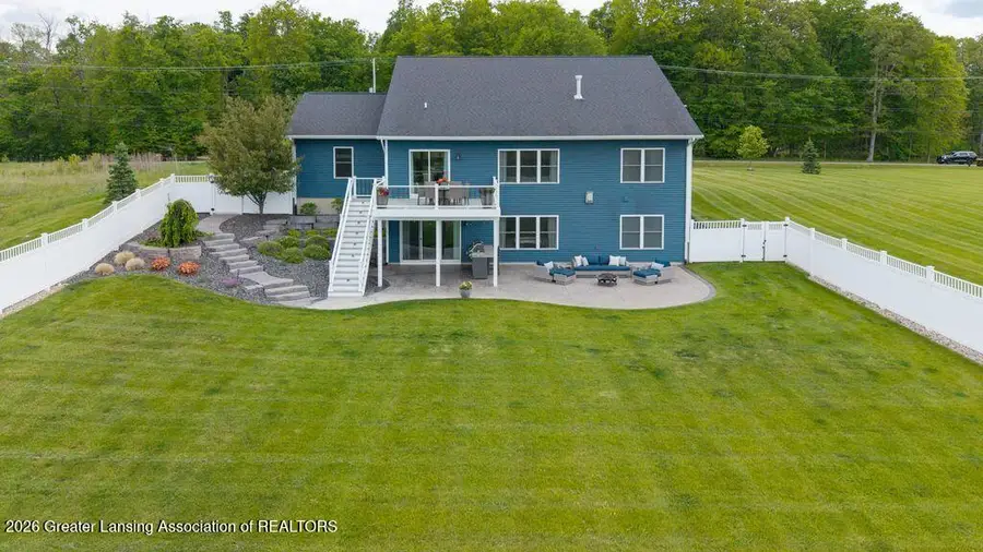 3950 W Howe Road, Dewitt, MI 48820 - #3