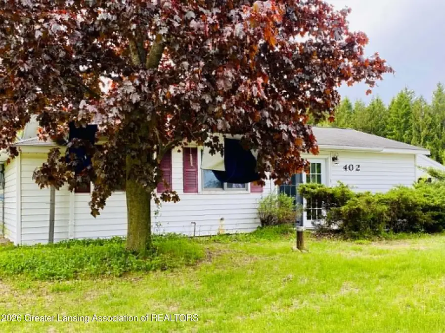 402 S Scott Drive, Farwell, MI 48622 - #3