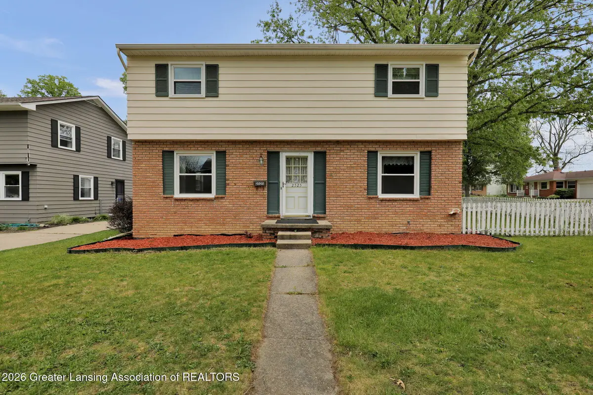 2525 Bedford Road, Lansing, MI 48911 - #1