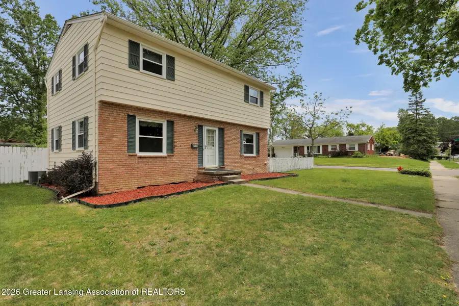 2525 Bedford Road, Lansing, MI 48911 - #2