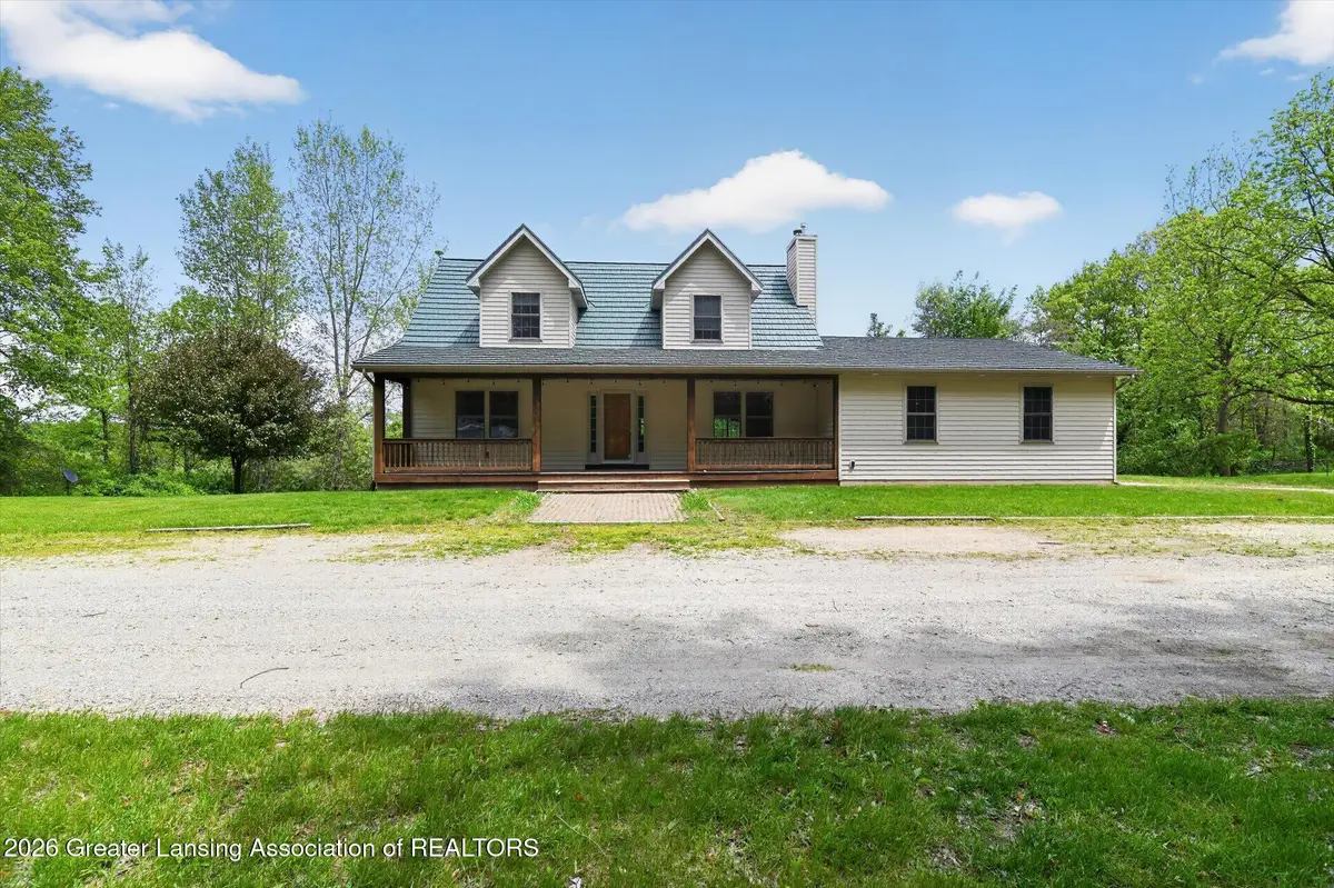 1300 E Round Lake Road, Dewitt, MI 48820 - #1